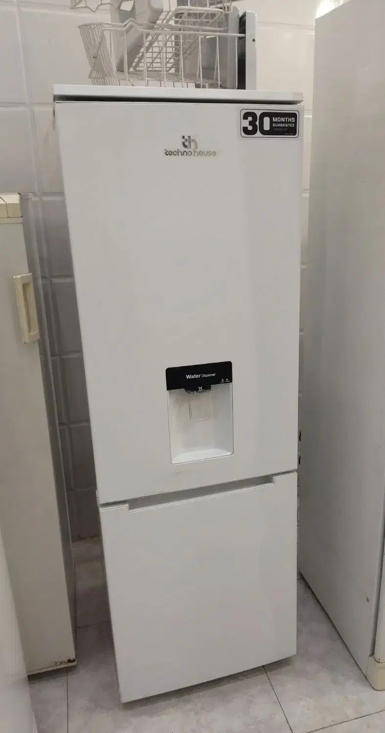 یخچال فریزر تکنو هاووس تمام فابریک بدون برفک|یخچال و فریزر|شیراز, دشت چنار|دیوار