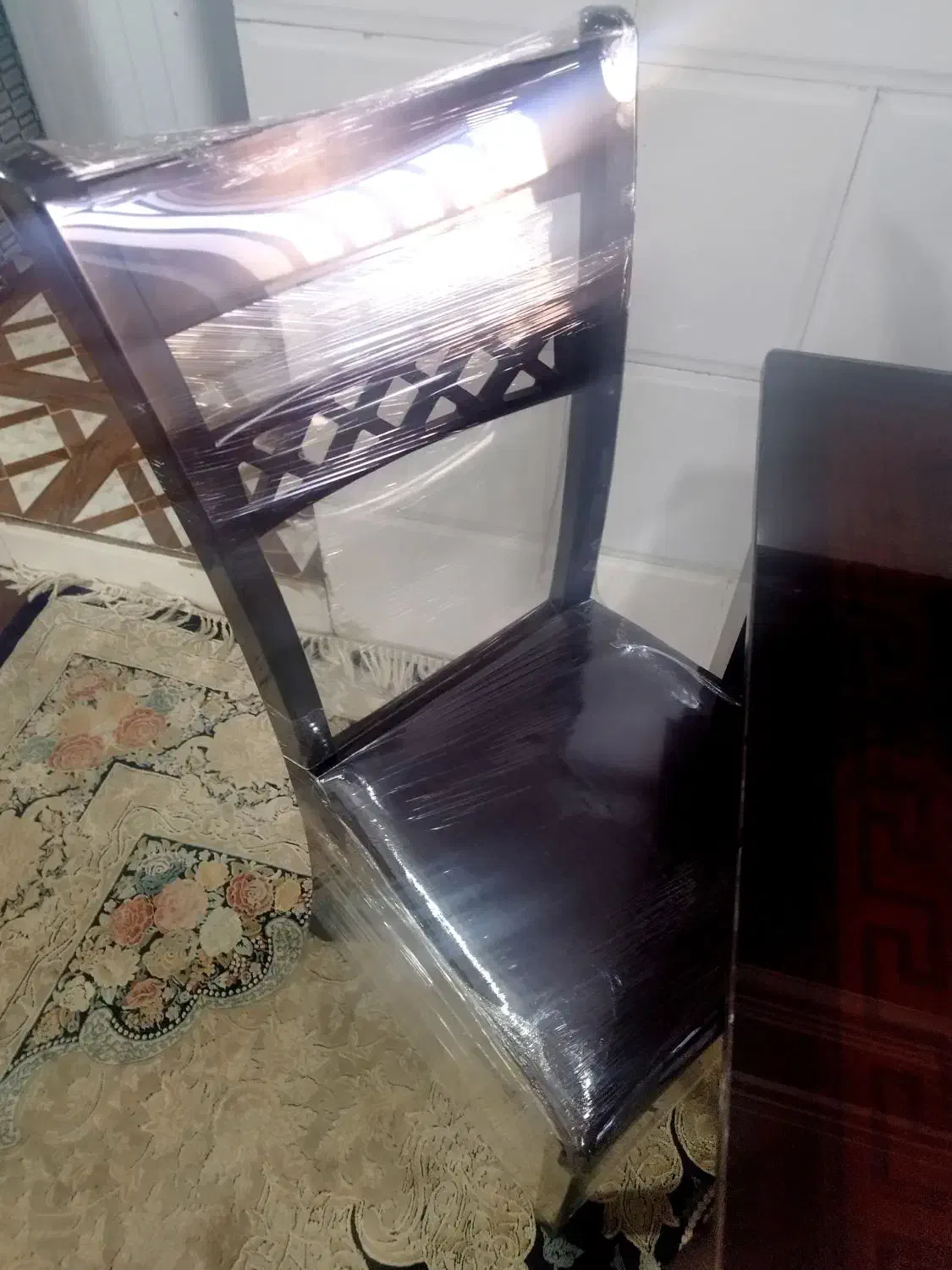 میز نهارخوری ۴نفره|میز و صندلی غذاخوری|شیراز, شاپورجان|دیوار