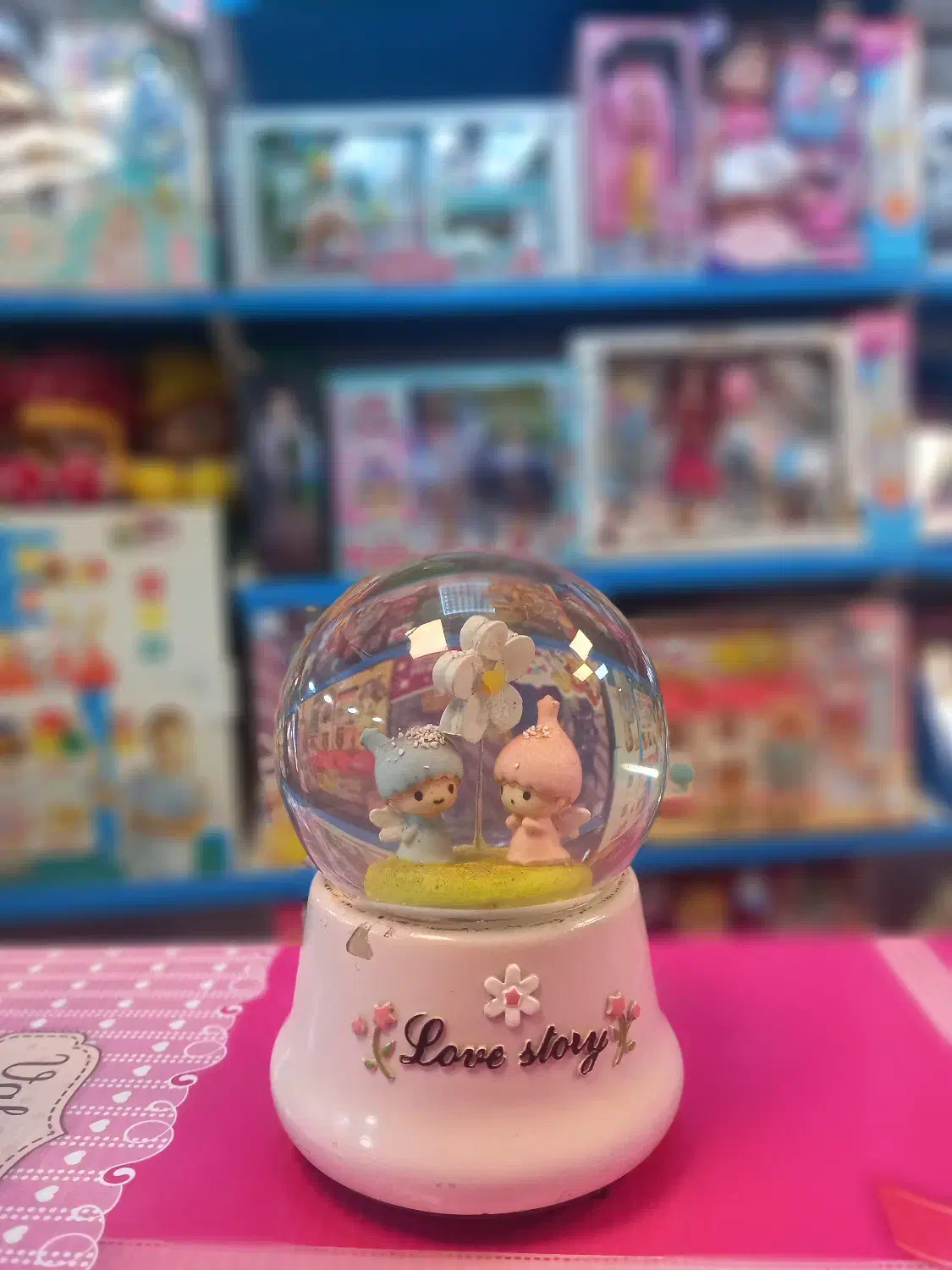 گوی برفی موزیکال|اسباب‌‌بازی|بابل, |دیوار