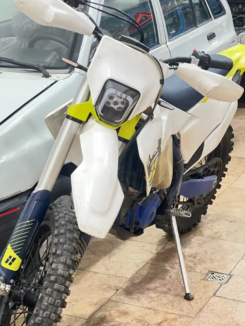 فلات طرح هاسکی 1403|موتورسیکلت|مشهد, توس (بلوار توس)|دیوار