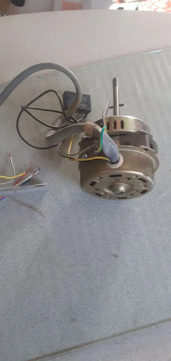 موتور پنکه ایستاده سالم سالم|پنکه و تصفیه‌کنندهٔ هوا|کاشان, فاز ۲ ناجی آباد|دیوار