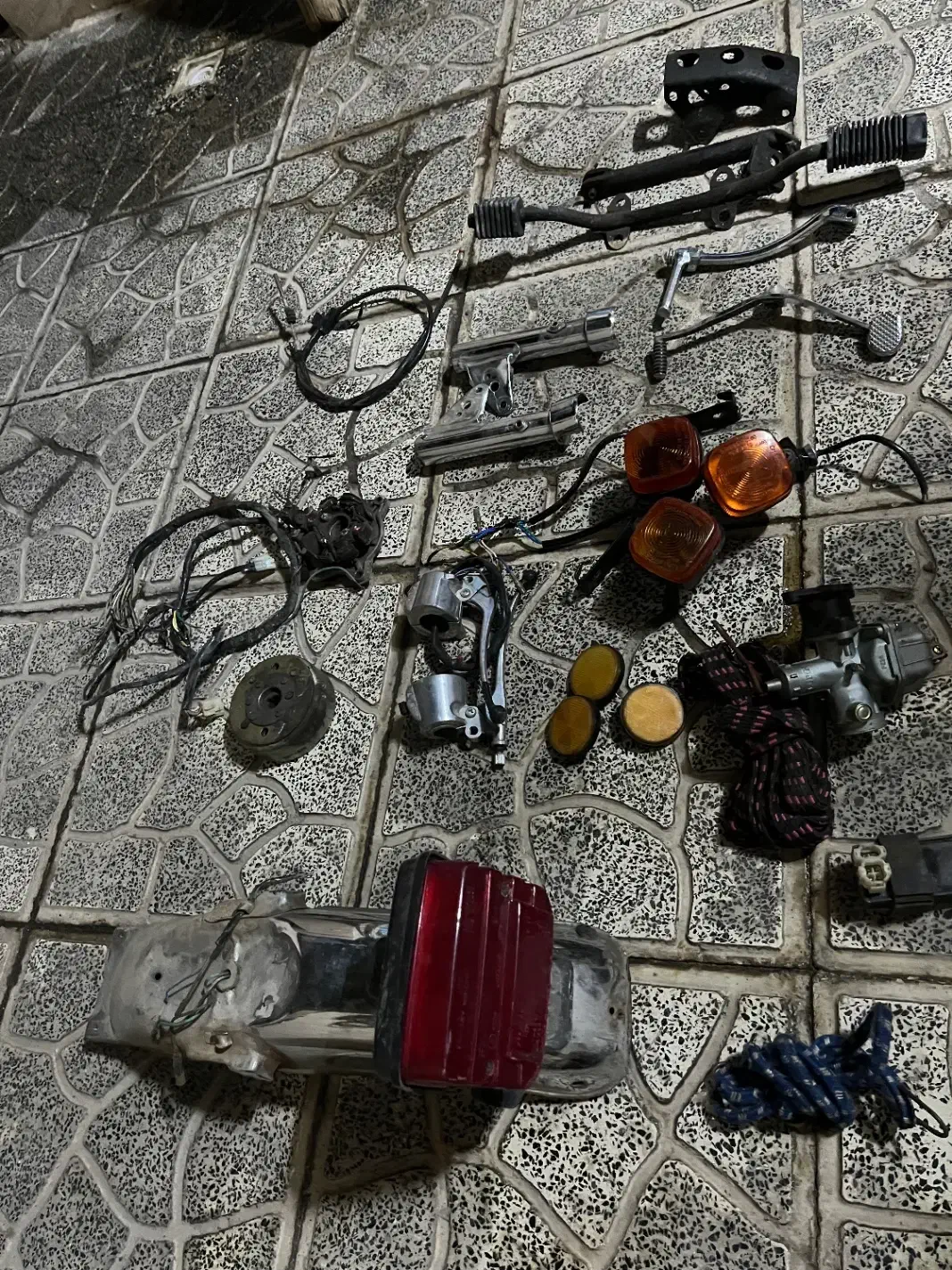 لوازم قطعات هندا۱۲۵|قطعات یدکی و لوازم جانبی|قرچک, باقرآباد|دیوار