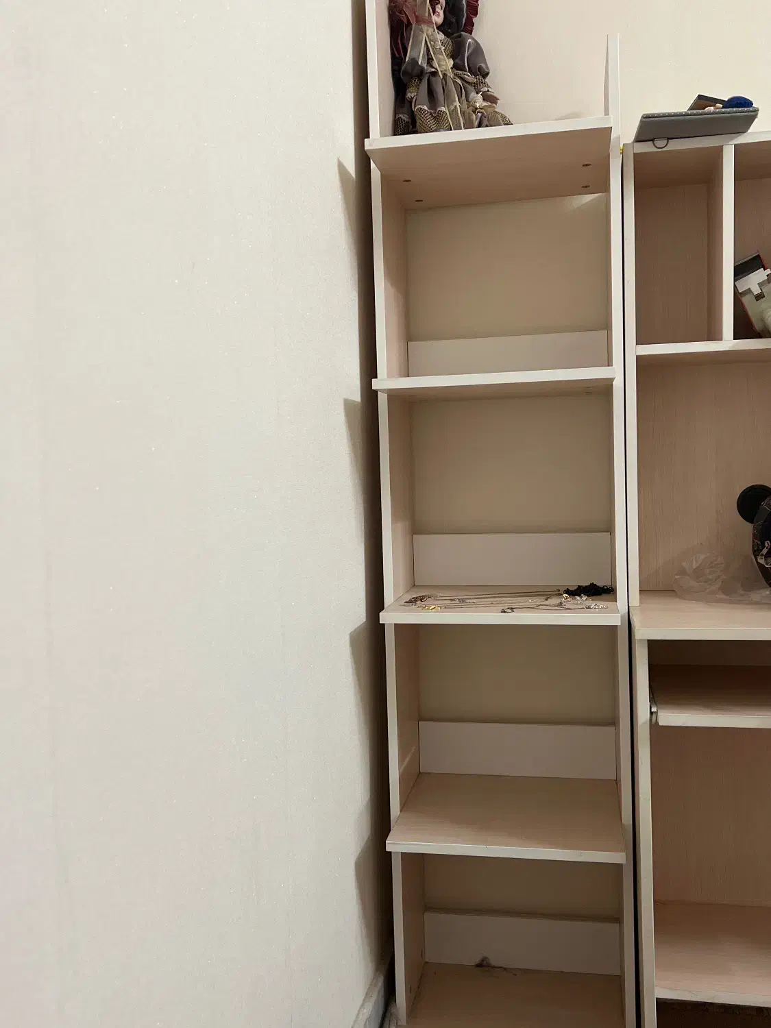 کتابخانه (ویترین)|کتابخانه، شلف، قفسههای دیواری|قم, زنبیل آباد|دیوار