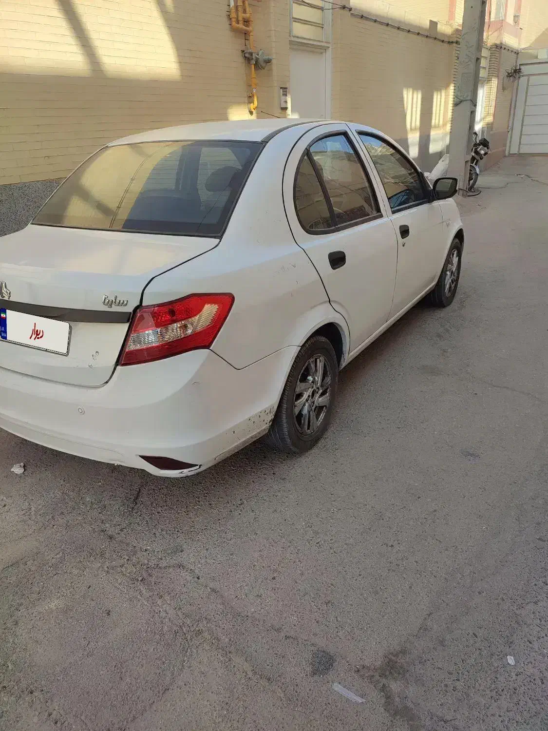 ساینا مدل ۹۷|خودرو سواری و وانت|یزد, |دیوار