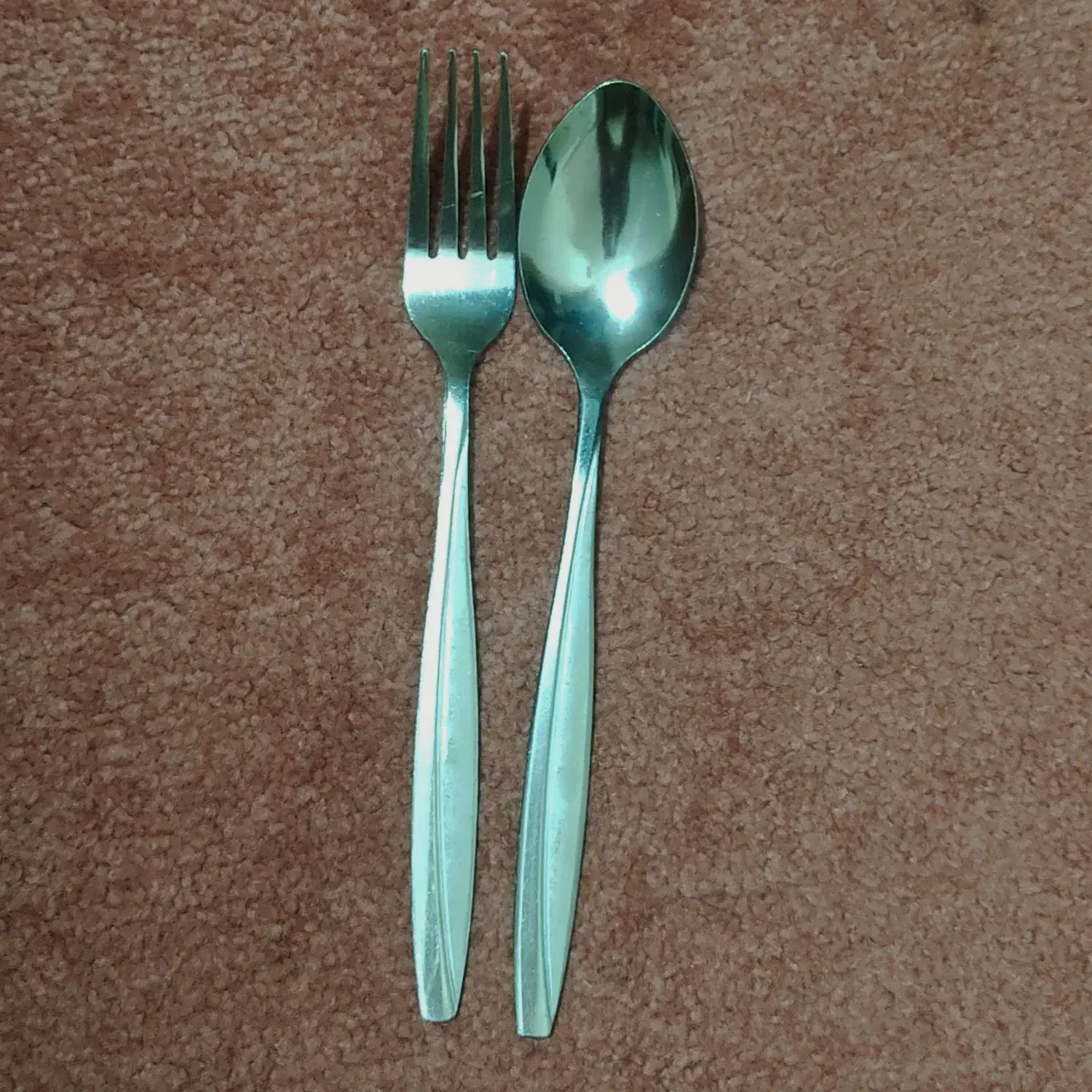 قاشق چنگال|ظروف سرو و پذیرایی|اصفهان, رزمندگان|دیوار