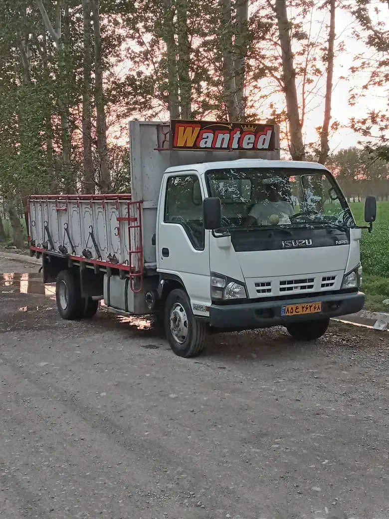 باک ۲۴۰ تایی ایسوزو اتاق عقب|قطعات یدکی و لوازم جانبی|محمدشهر, یزدیها|دیوار