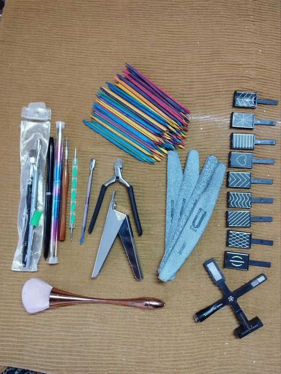 لوازم ناخن|آرایشگاه و سالنهای زیبایی|اسلامشهر, مظفریه|دیوار