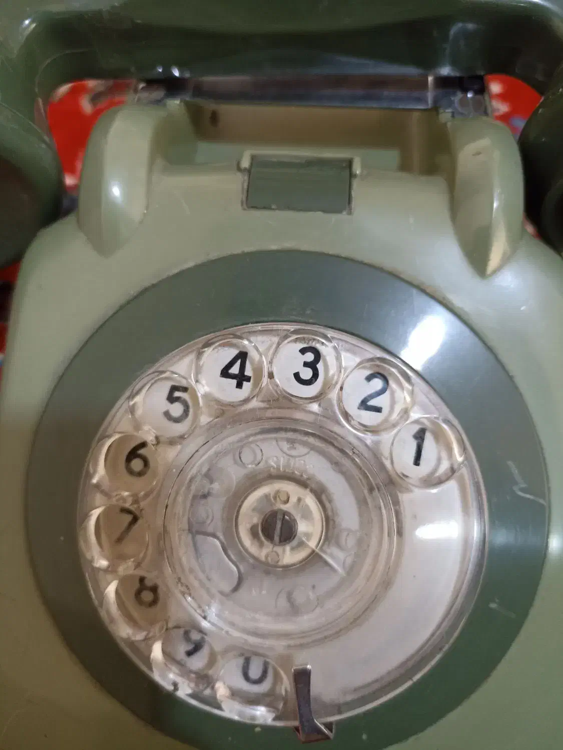 تلفن چرخی|کلکسیون اشیاء عتیقه|ملایر, |دیوار