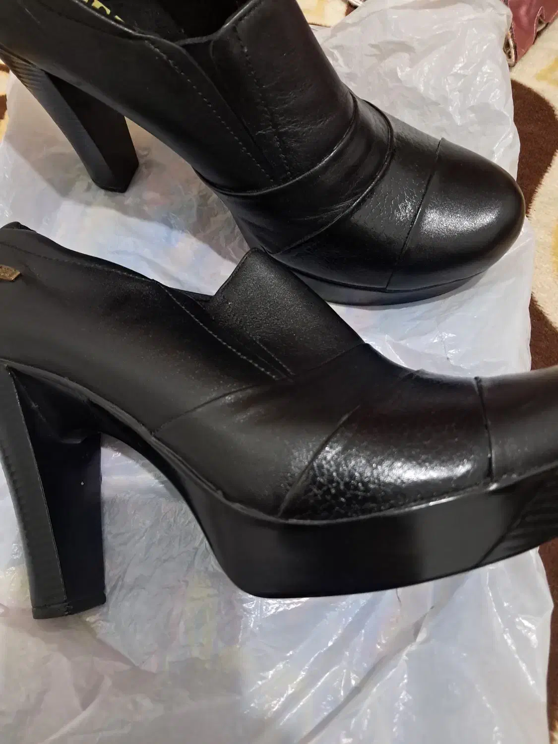 کفش تمام چرم اصل سایز۴۱|کیف، کفش، کمربند|پردیس, فاز ۸|دیوار