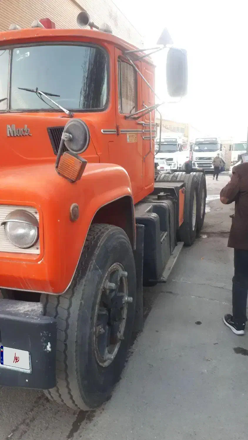 ماک|خودرو سنگین|شهرضا, |دیوار