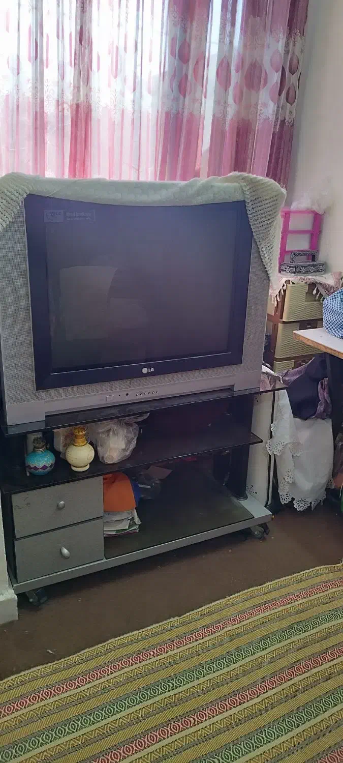 میز تلویزیون و تلویزیون|تلویزیون و پروژکتور|بیرجند, |دیوار