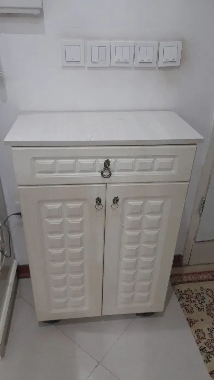 جاکفشی وکمد بچه درحدنو|مبلمان خانگی و میز عسلی|مشهد, شهرک لشکر (شهرک غرب)|دیوار