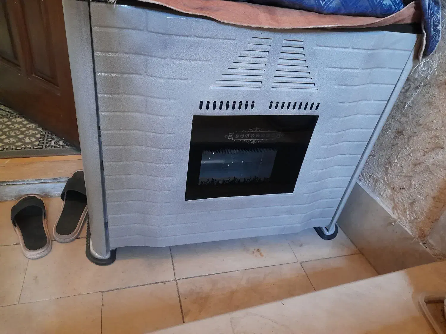 بخاری درحد نو سالم رنگ طوسی|بخاری، هیتر، شومینه|تهران, جوادیه تهرانپارس|دیوار