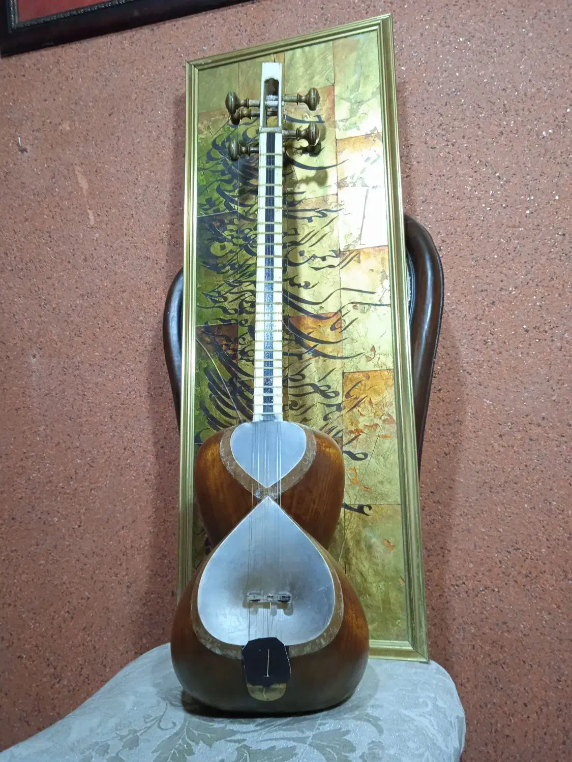 تار حرفهای3تا کهنه و صداپخته مناسب اجرای نوازنده|سازهای سنتی|شهریار, کردزار|دیوار