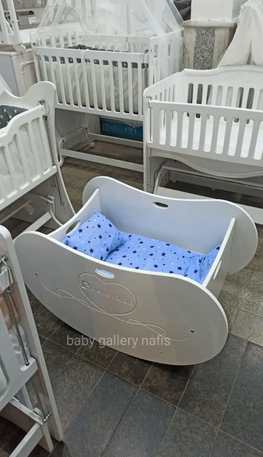 گهواره سنتی مدل رمانیک تخت کنار مادر مدل رمانیک|تخت و صندلی بچه|تبریز, |دیوار