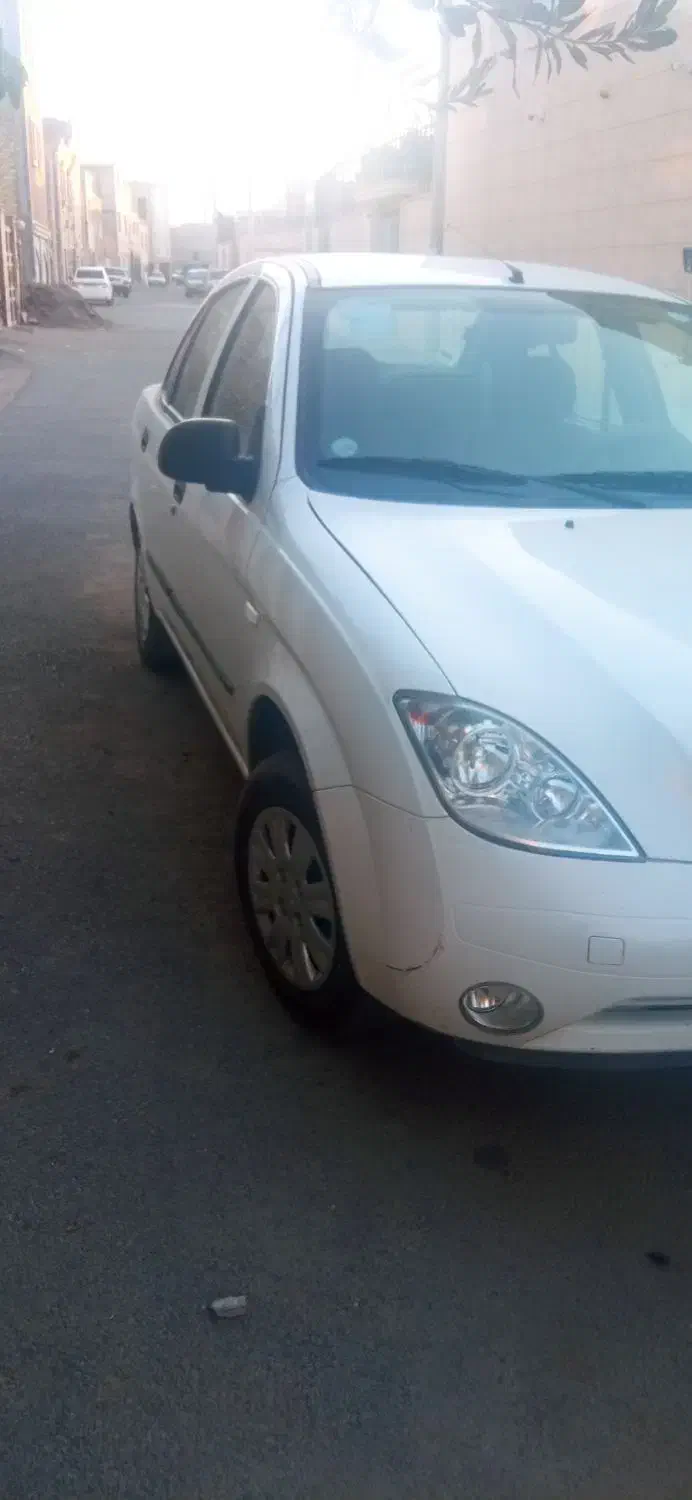 تیبا صندوق دار خانگی کم کار 98|خودرو سواری و وانت|کاشان, شمس آبادی|دیوار