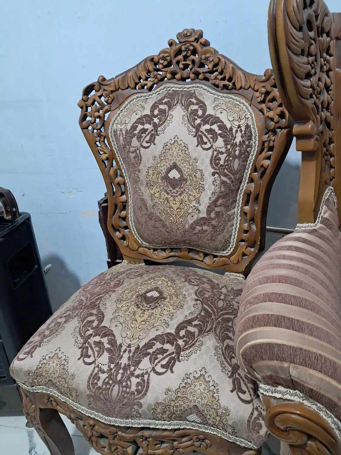 مبل سلطنتی|مبلمان خانگی و میز عسلی|محمدشهر, محمدشهر|دیوار