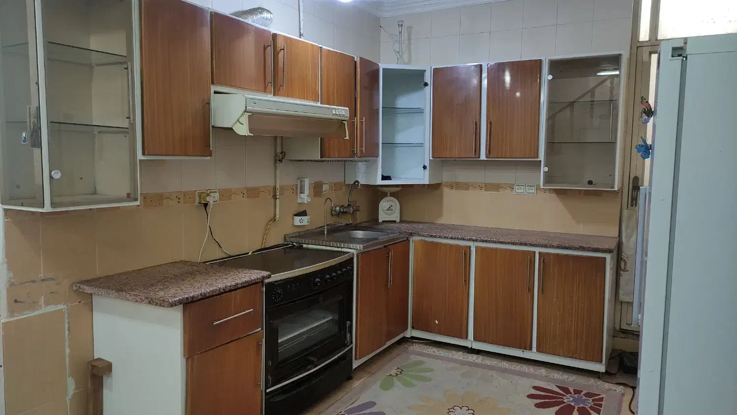 فروش کابینت دست دوم همراه با هود و فرگاز|اجاق گاز و لوازم برقی پختوپز|لیکک, |دیوار