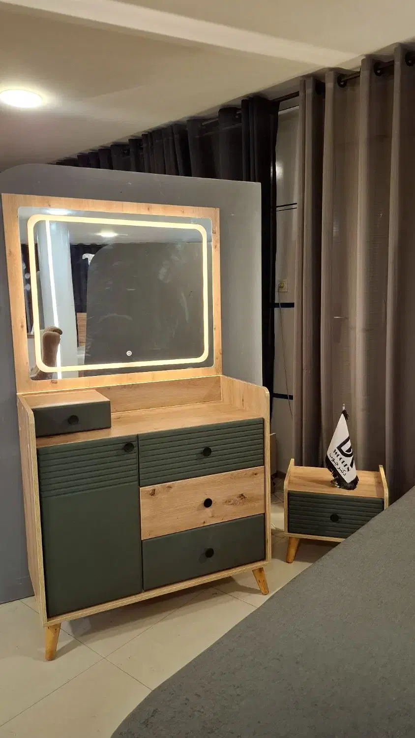 جهیزیه دکترچوب /تخت ونفره/سرویس خواب مدل گلوریا|تخت و سرویس خواب|مشهد, سناباد|دیوار