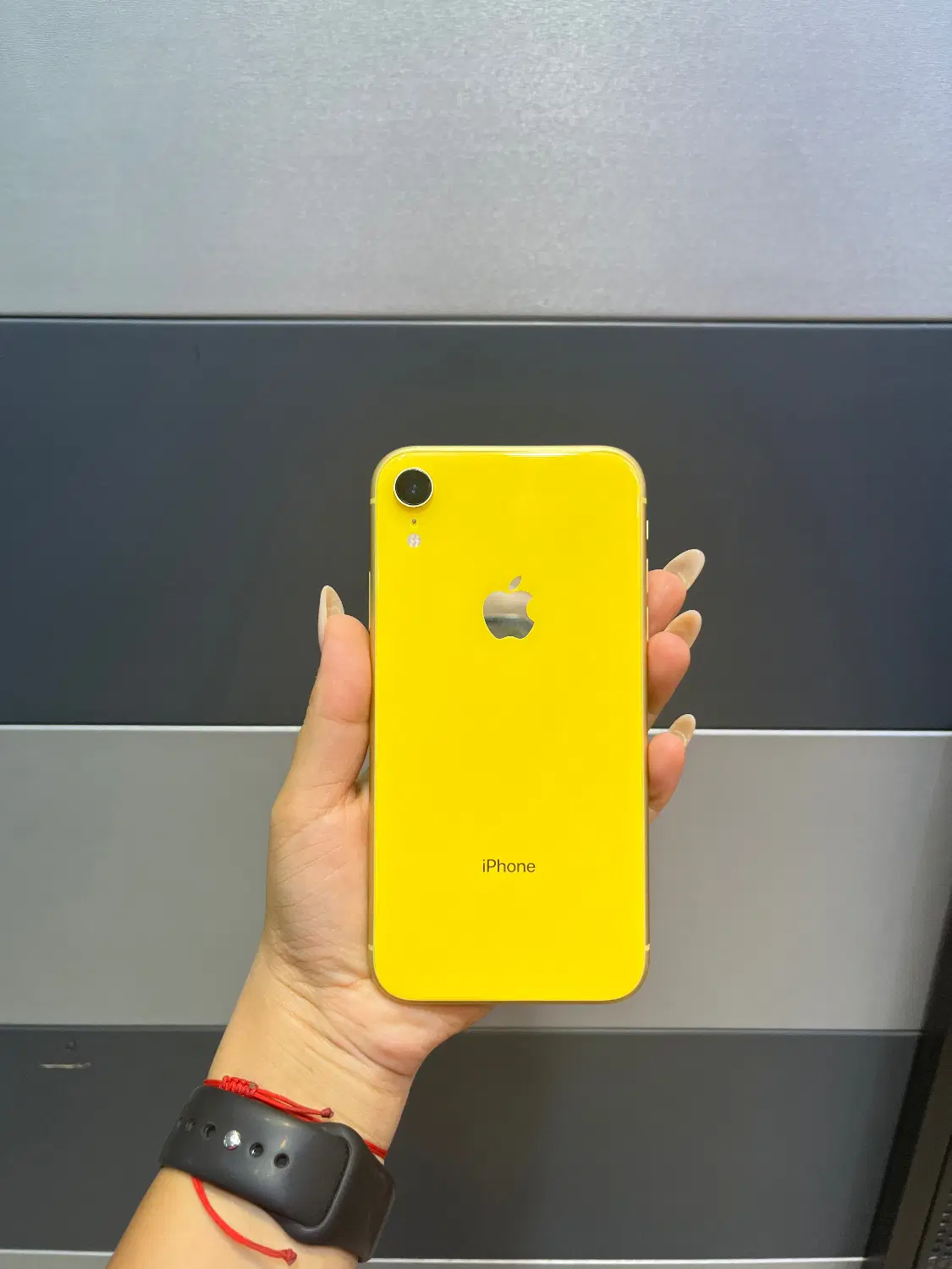 iphone xr 256 yellow|موبایل|تهران, تجریش|دیوار