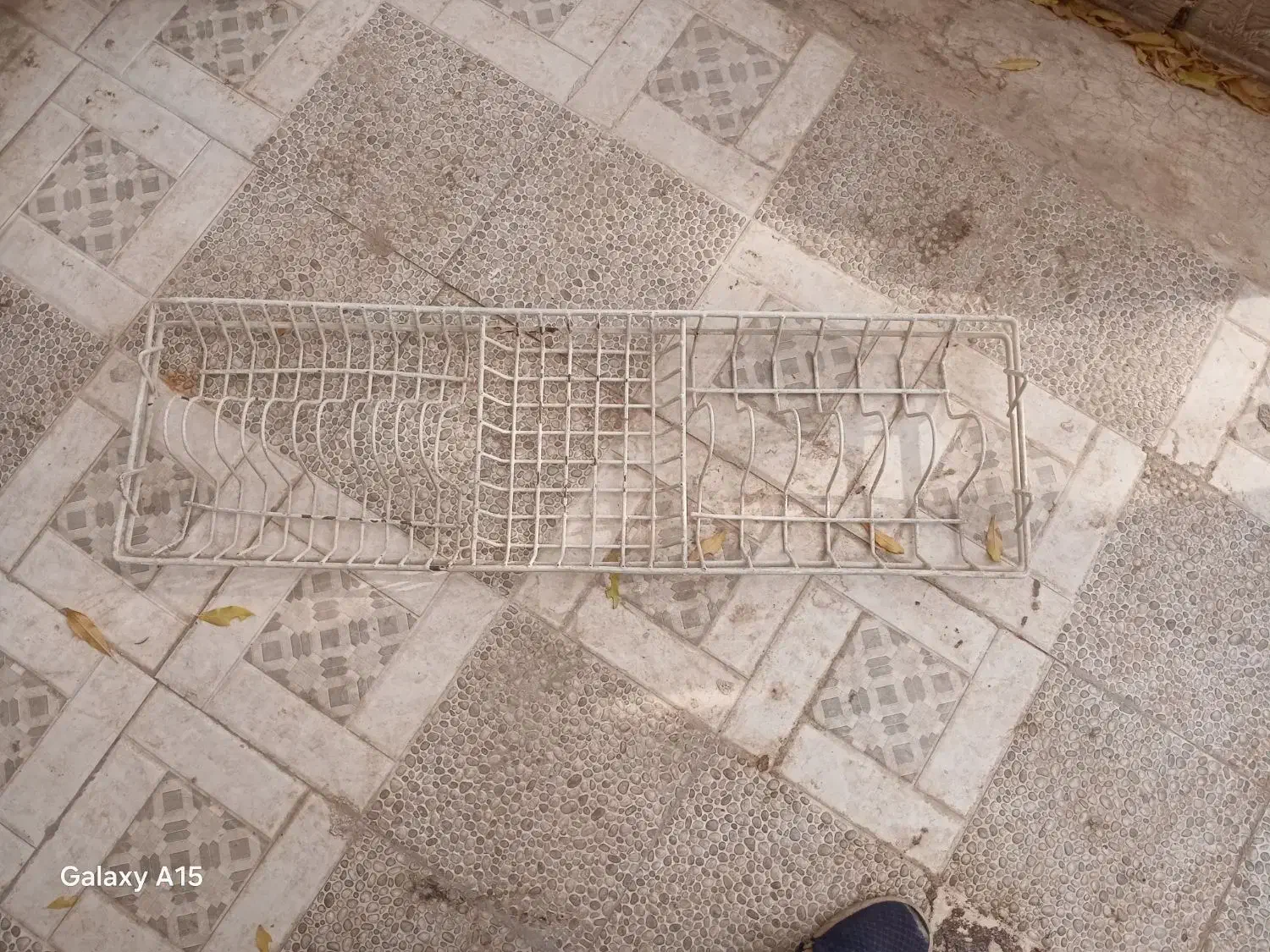 آبچک جاظرفی|آبچکان و نظمدهنده ظروف|شیراز, سجادیه|دیوار