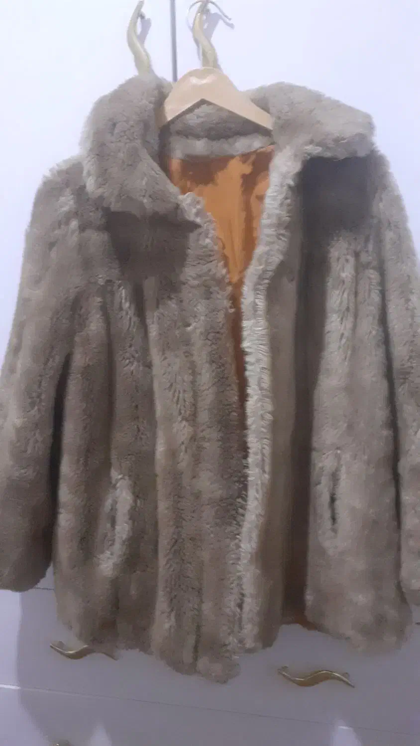 پالتو خز زنانه مناسب سایزها۳۸ تا۴۰|لباس|فردیس, شهرک شهید حسینی|دیوار