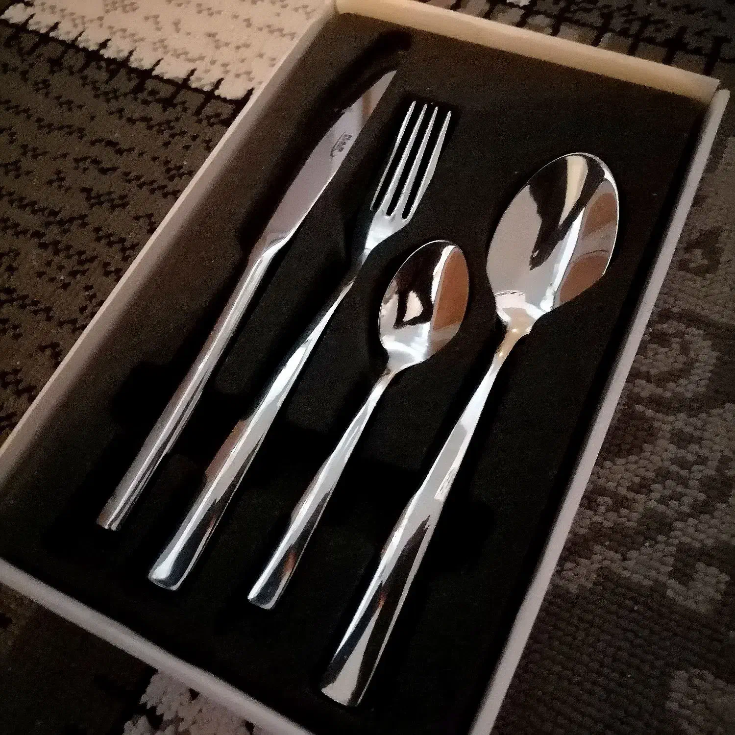 ست قاشق چنگال 4 پارچه ناب|ظروف سرو و پذیرایی|زرند, |دیوار