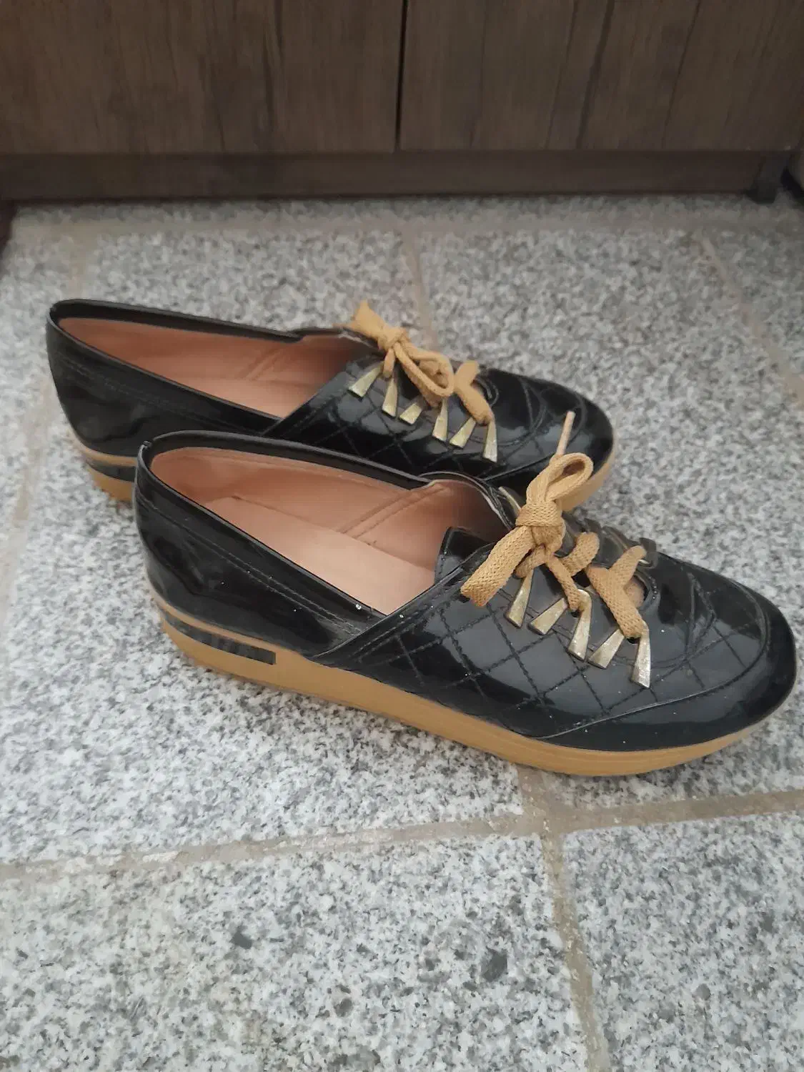 کفش اسپرت و لباس یلدا|کیف، کفش، کمربند|مشهد, شهید قربانی|دیوار