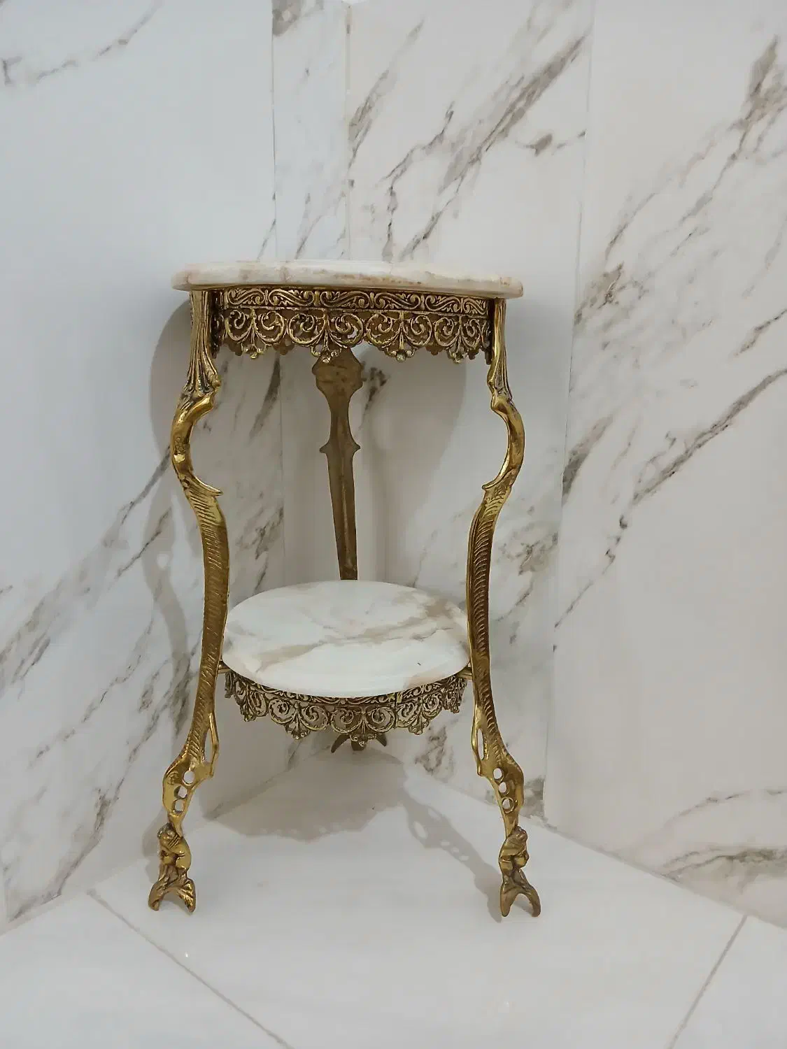 میز تلفن برنجی|میز تلفن|اراک, |دیوار