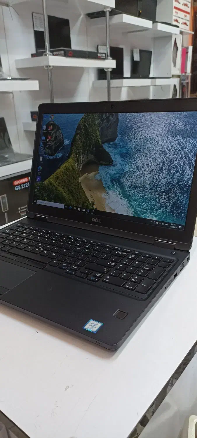 لپ تاپ استوک دل Dell i7-gen8|رایانه همراه|تربت‌حیدریه, کاشانی|دیوار