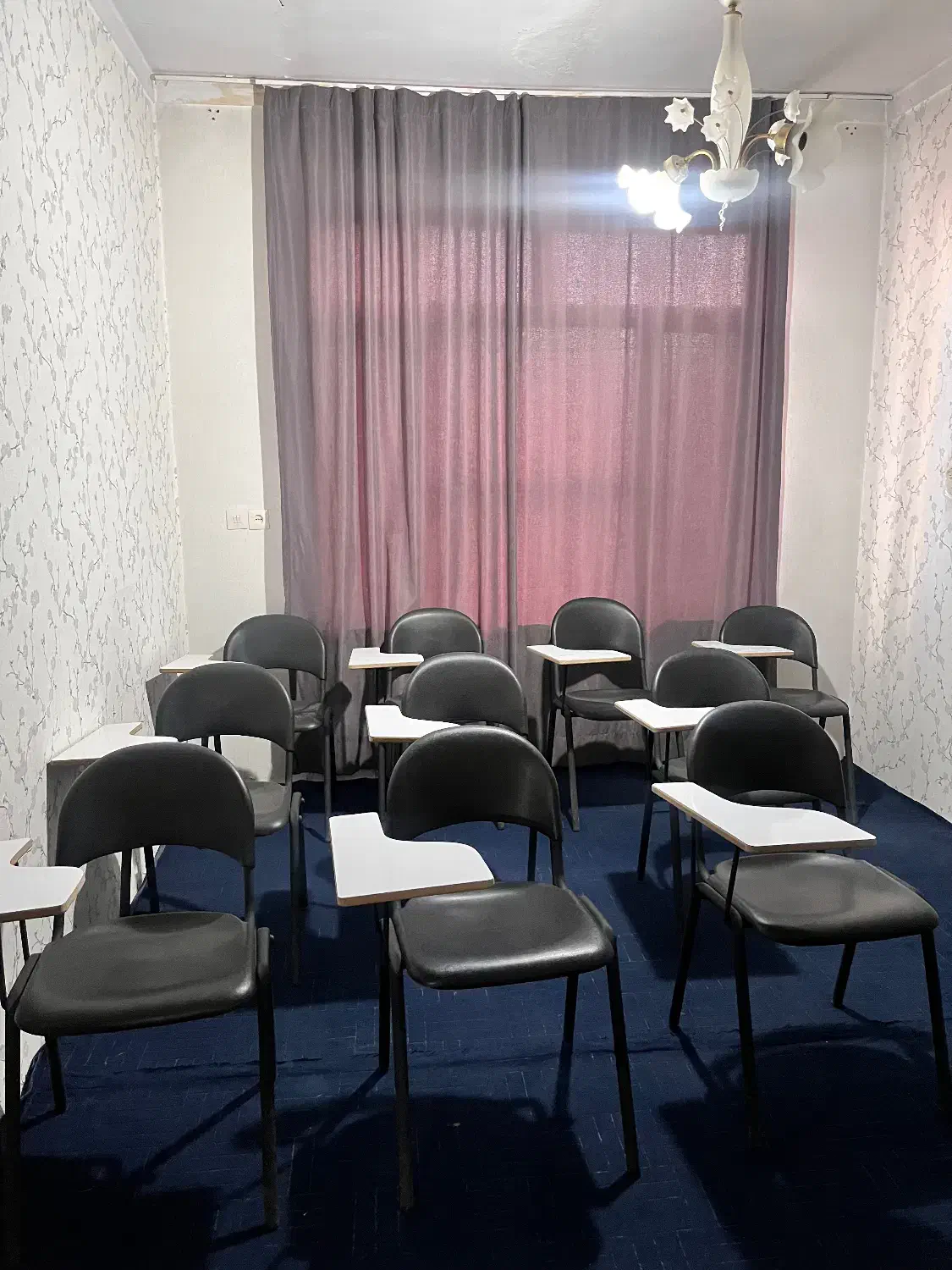 اجاره کلاس و دفتر کار|اجارهٔ کوتاه‌مدت دفتر کار و فضای آموزشی|نیشابور, شهرک بهداری|دیوار