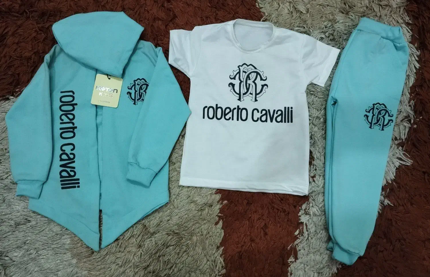 لباس بچه گونه|کفش و لباس بچه|کهریزک, |دیوار