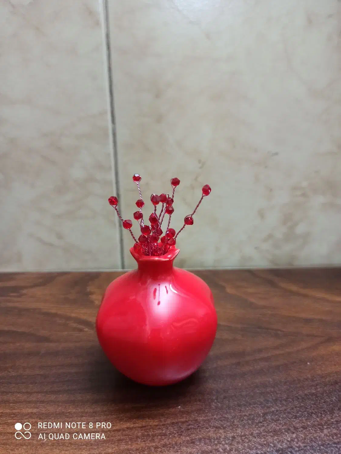 گلدون یلدایی|گل مصنوعی|زنجان, |دیوار