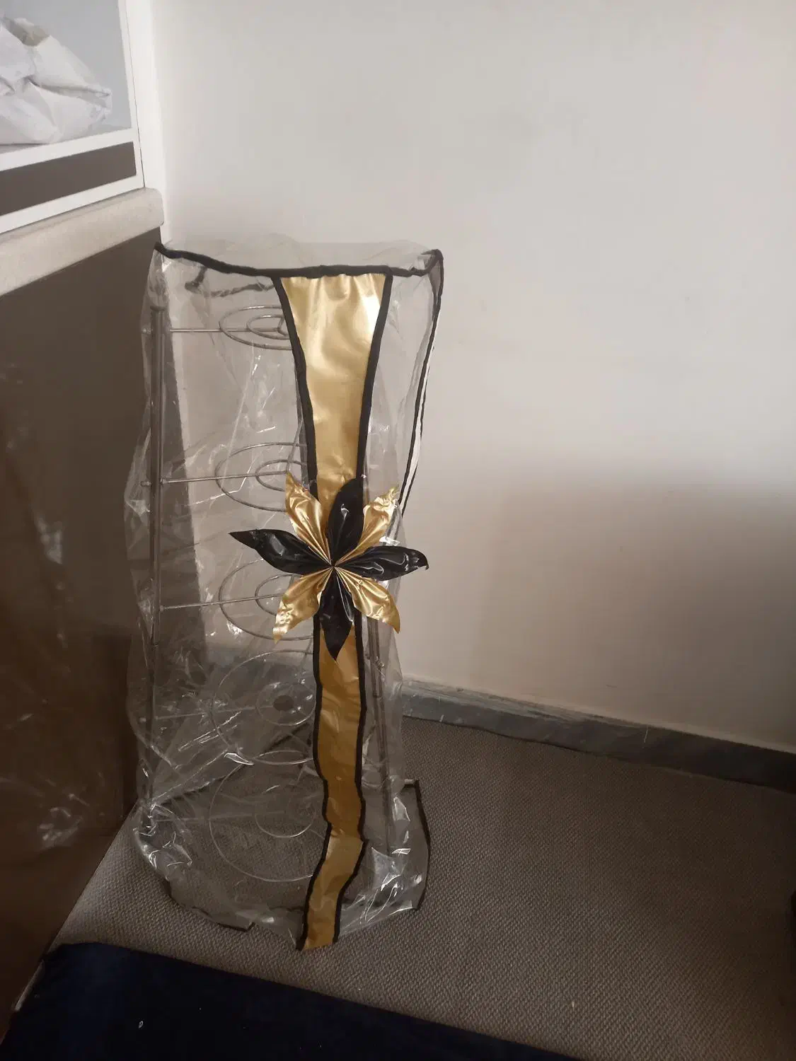 کاور وپایه قابلمه|آبچکان و نظمدهنده ظروف|همدان, |دیوار