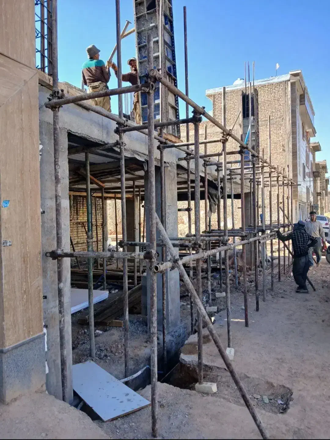 داربست فلزی صداقت ۰۹۱۷۰۰۰۱۱۲۴|خدمات پیشه و مهارت|دزفول, |دیوار