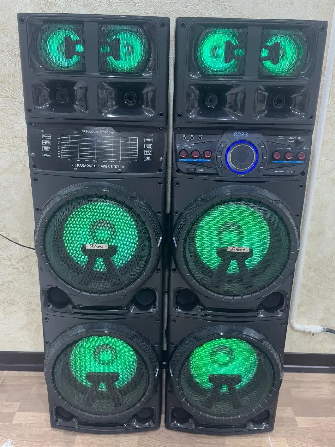 اسپیکر خونگی کاملا سالم|سیستم صوتی خانگی|بهارستان, |دیوار