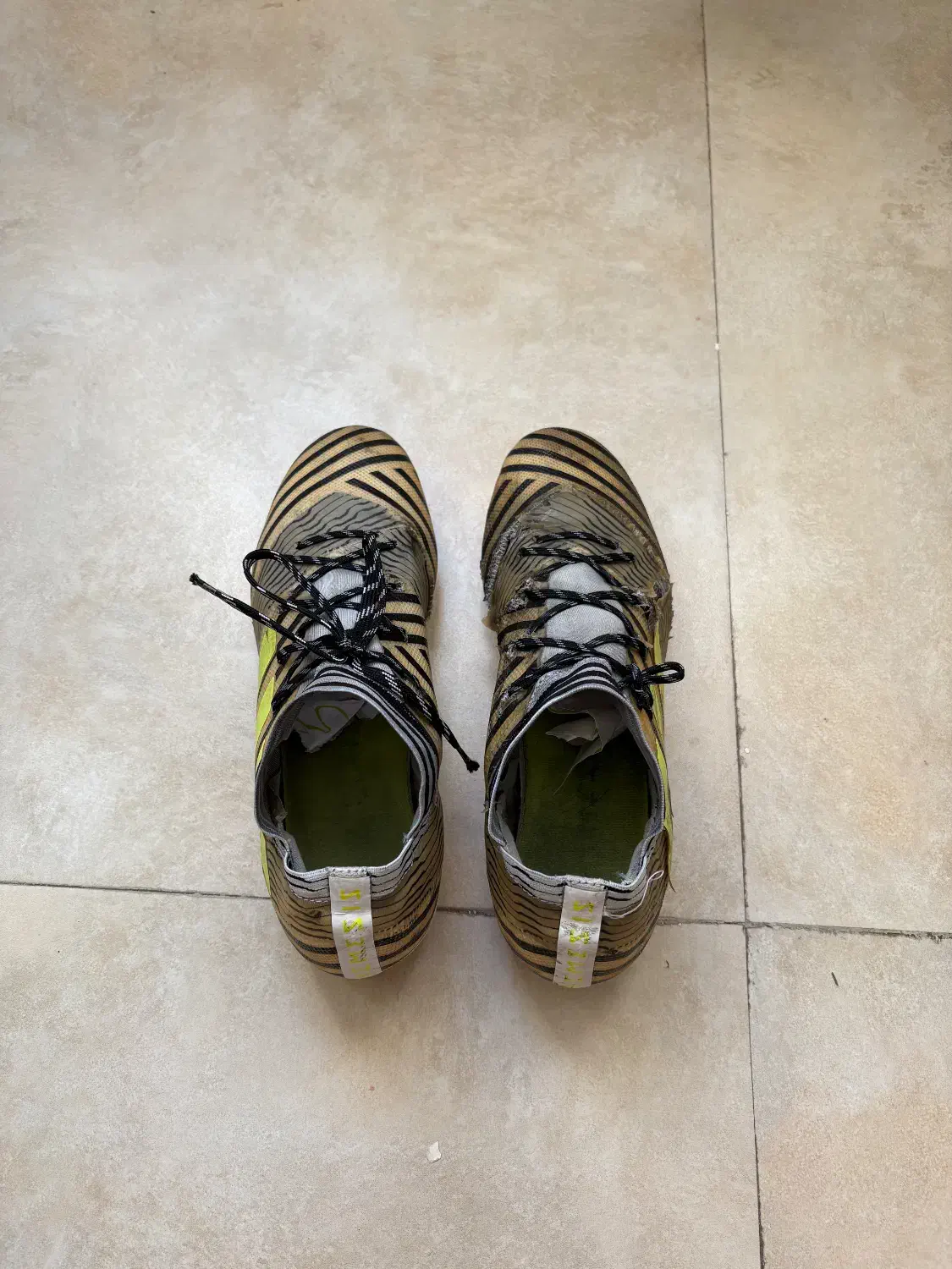 کفش استوک فوتبالی Adidas Nemeziz سایز 42/5 اورج|کیف، کفش، کمربند|مشهد, آزادشهر|دیوار