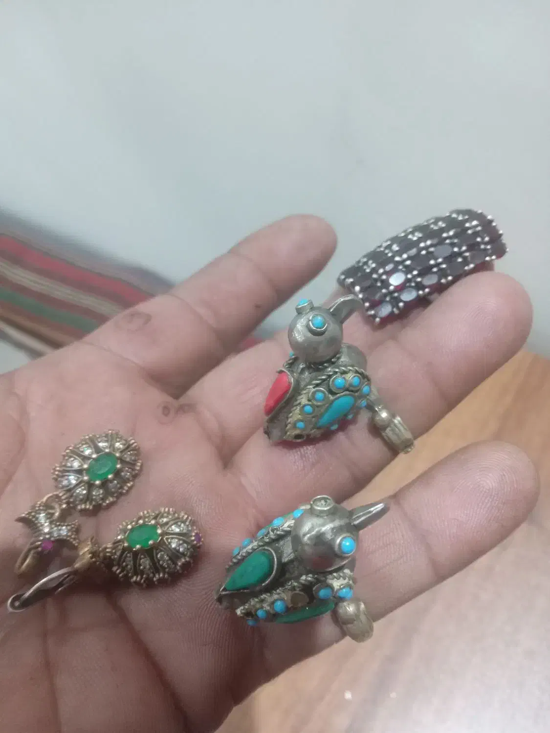 زیورآلات قدیمی و کلکسیونی|جواهرات|کهریزک, |دیوار