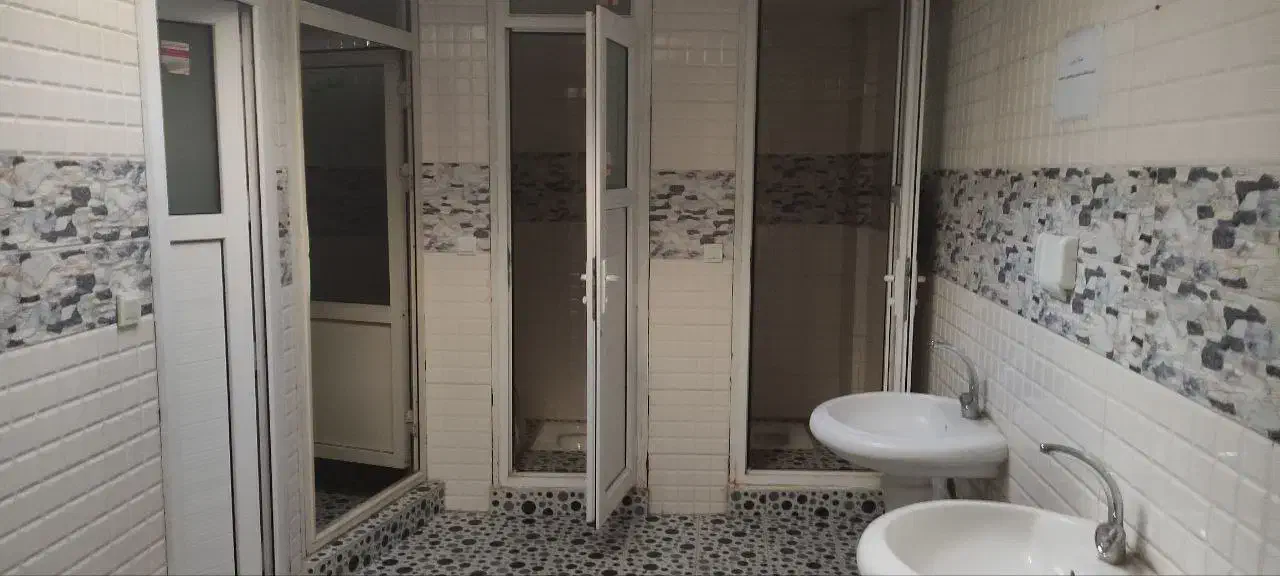 سالن۳۰۰متری|اجارهٔ دفتر صنعتی، کشاورزی، تجاری|سنندج, |دیوار