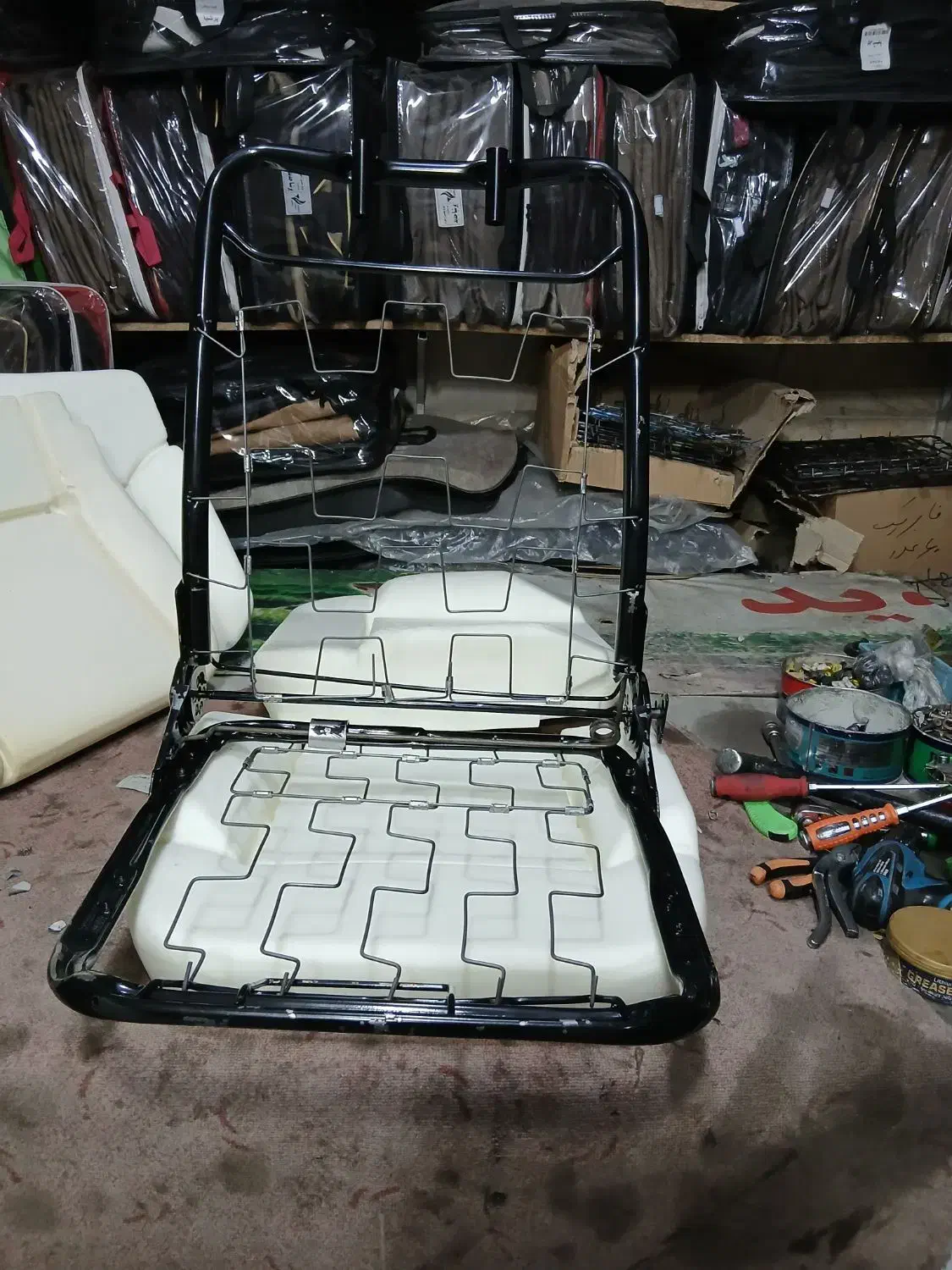 اسکلت صندلی پژو و سمند|قطعات یدکی و لوازم جانبی|قدس, شهرقدس|دیوار