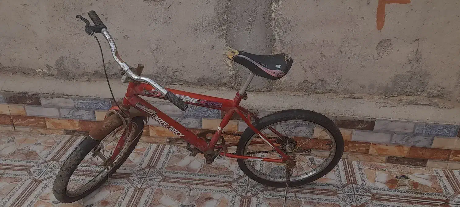 دوچرخه 20|دوچرخه، اسکیت، اسکوتر|قرقری, |دیوار