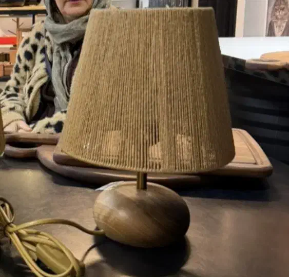 چراغ خواب|چراغ خواب و آباژور|جهرم, |دیوار