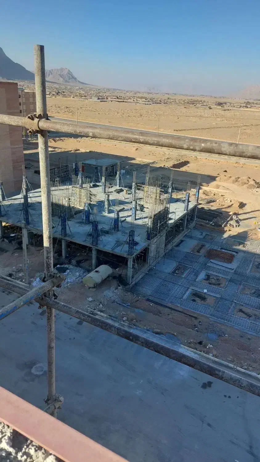 نیرو روزمزد آرموتوربندی و قالببندی|استخدام معماری، عمران و ساختمانی|شهرضا, |دیوار