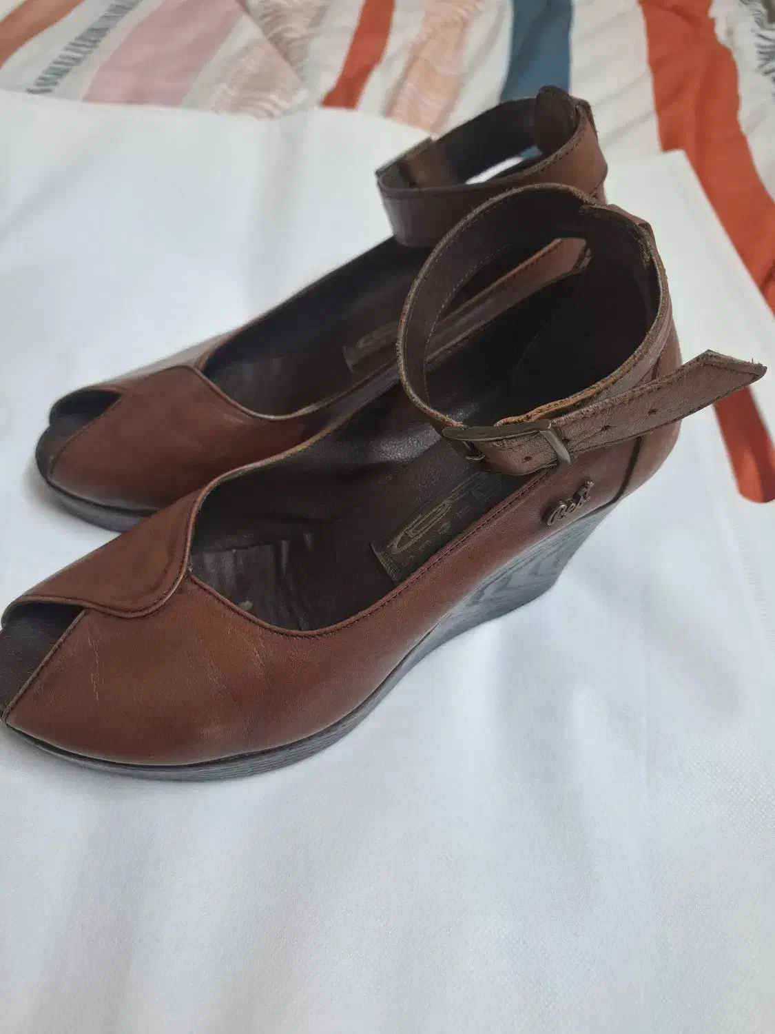 کفش چرم زنانه سایز ۳۸ لژدار و پاشنه دار|کیف، کفش، کمربند|تهران, جوادیه|دیوار