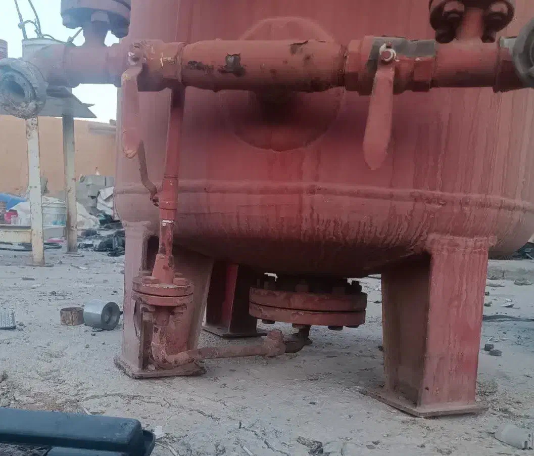 فروش بلدر تانک عمودی|مصالح و تجهیزات ساختمان|مبارکه, |دیوار