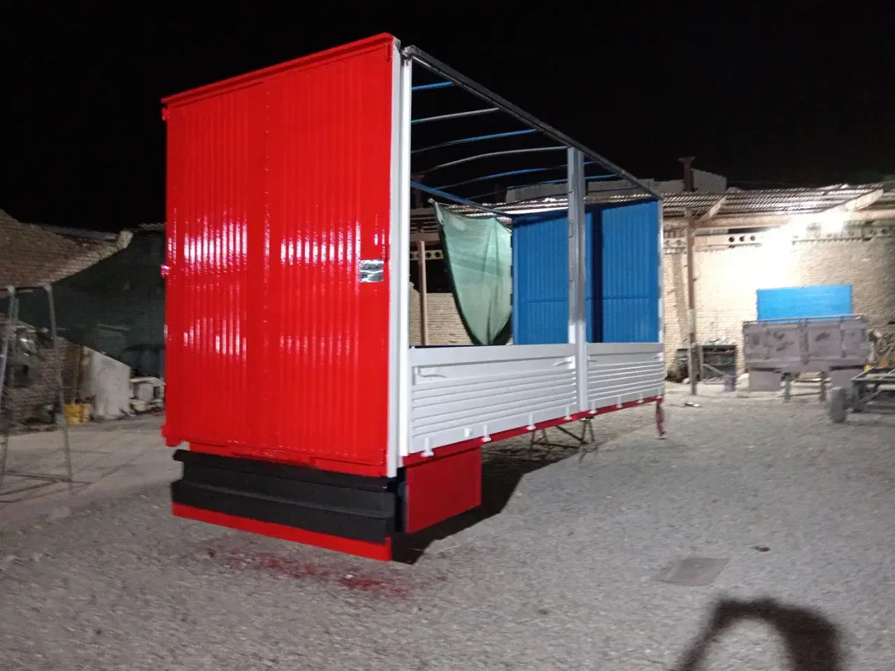 به یک جوشکارماهریانیمه ماهر|استخدام صنعتی، فنی، مهندسی|سبزوار, کهنه آب|دیوار