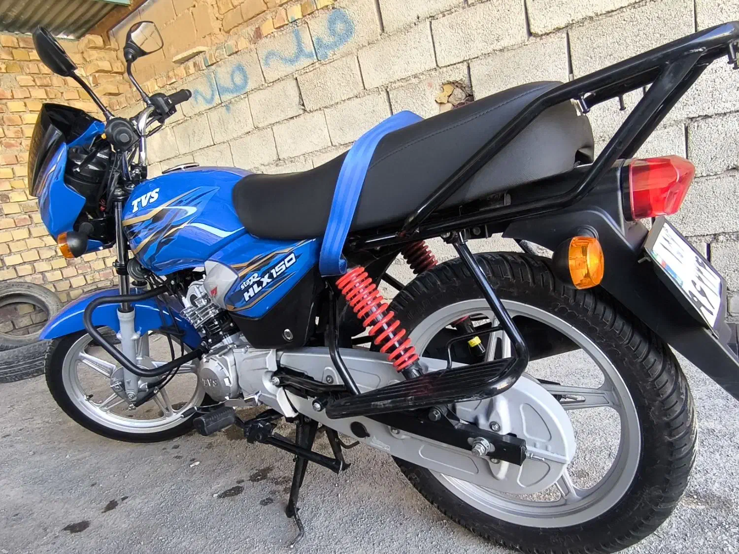TVS اچ ال ایکس 1403|موتورسیکلت|تربت جام, بوستان وحدت|دیوار
