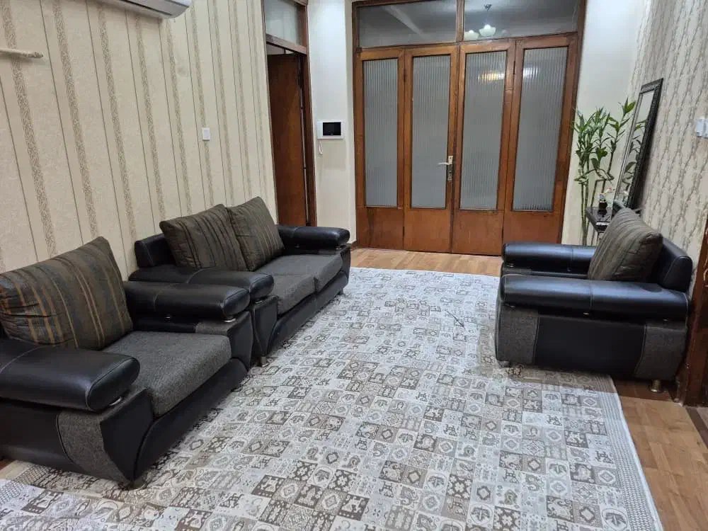 یه دست مبل ۷ نفره با جلو مبلی کامل|مبلمان خانگی و میز عسلی|لنگرود, |دیوار