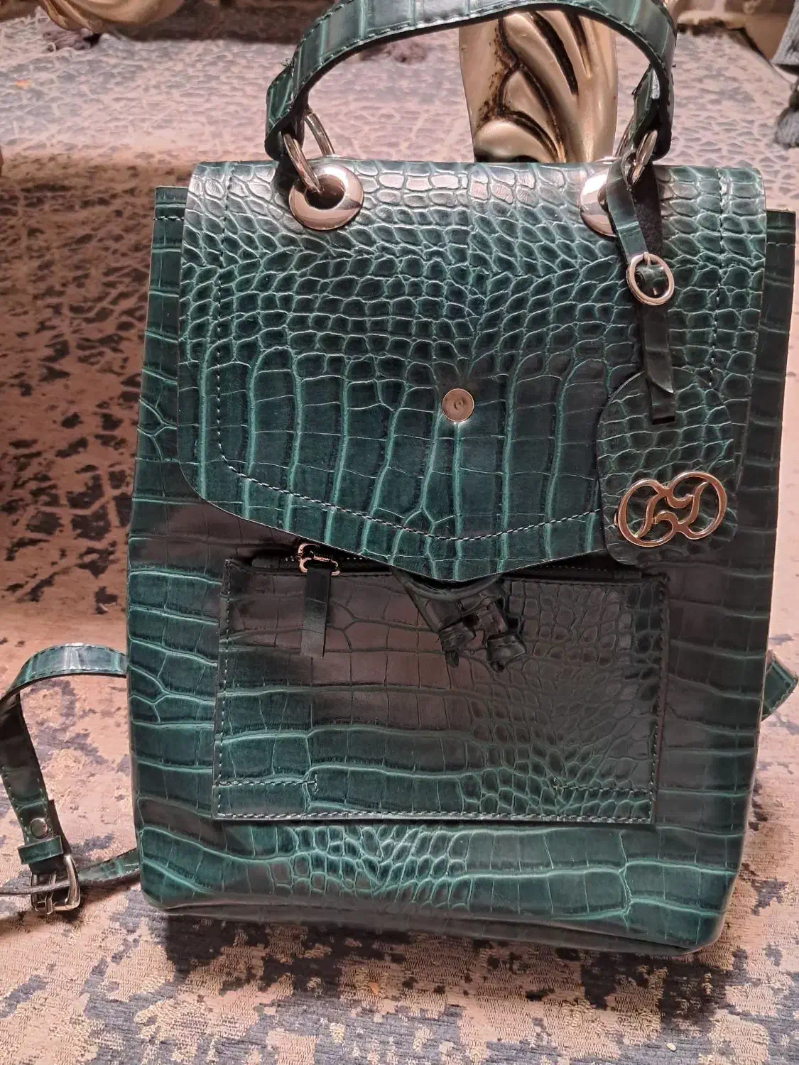 کیف چرم|کیف، کفش، کمربند|نور, |دیوار