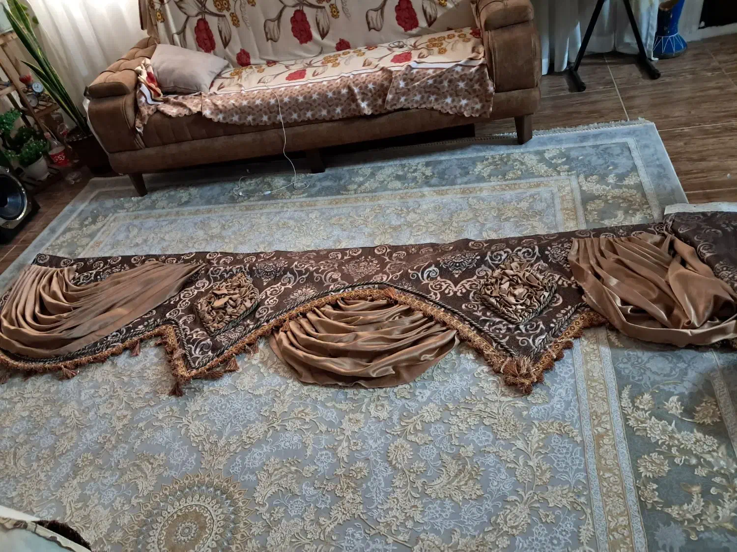 کتیبه|پرده، رانر، رومیزی|کرج, حصارک بالا|دیوار